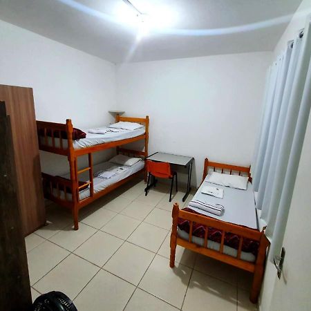 Hostel Airport Rooms ディアデマ エクステリア 写真