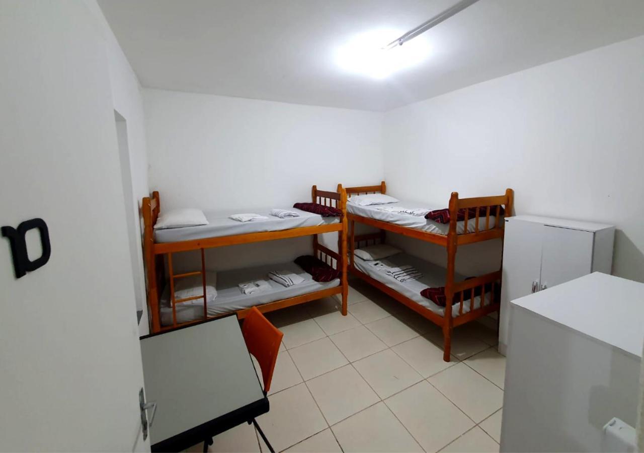 Hostel Airport Rooms ディアデマ エクステリア 写真