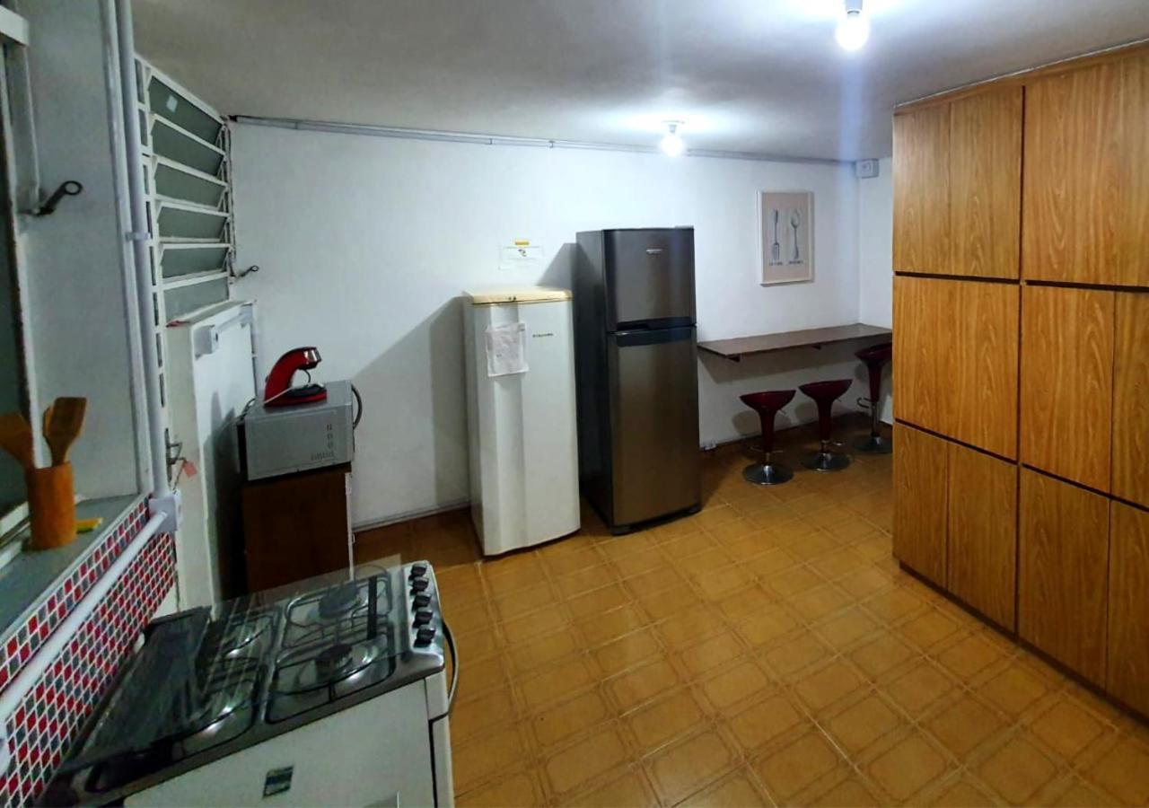 Hostel Airport Rooms ディアデマ エクステリア 写真